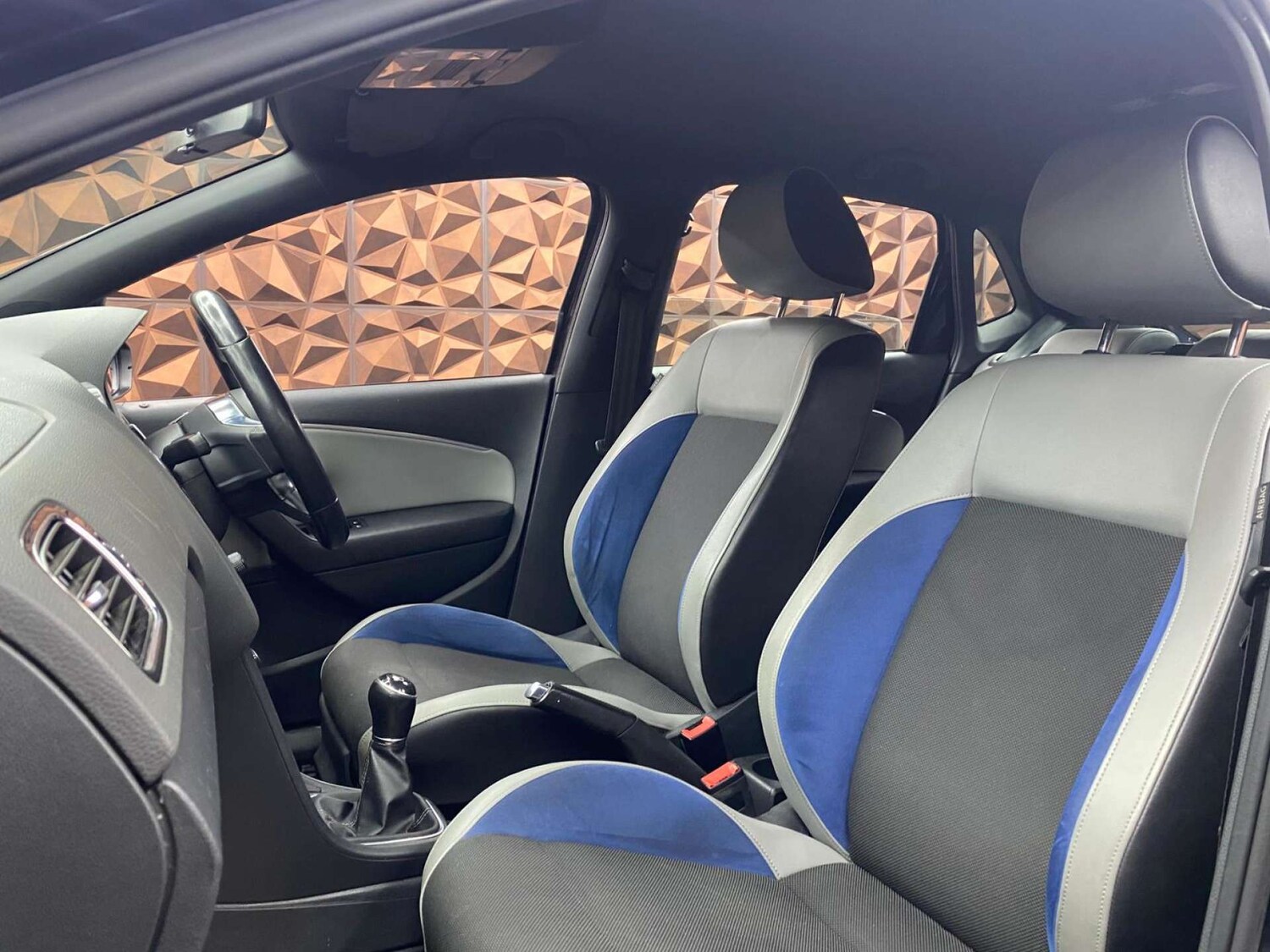 Used Volkswagen Polo 2015 for sale - 77745443: Photo 13