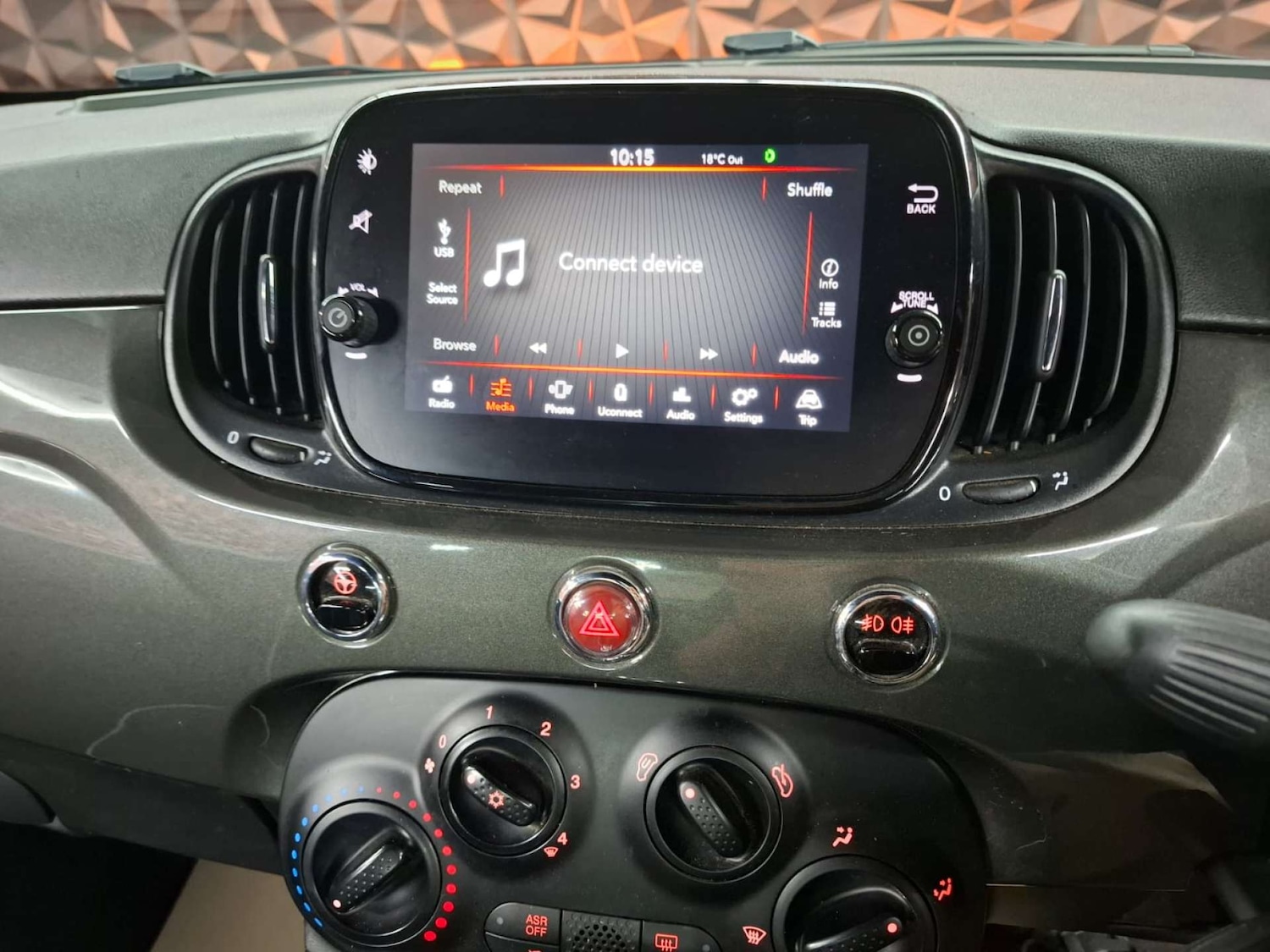 Used Fiat 500 2019 for sale - 76921456: Photo 18