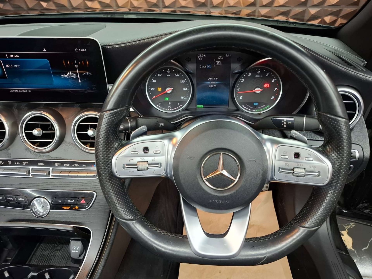 Used Mercedes-Benz C Class 2019 for sale - 76921439: Photo 19