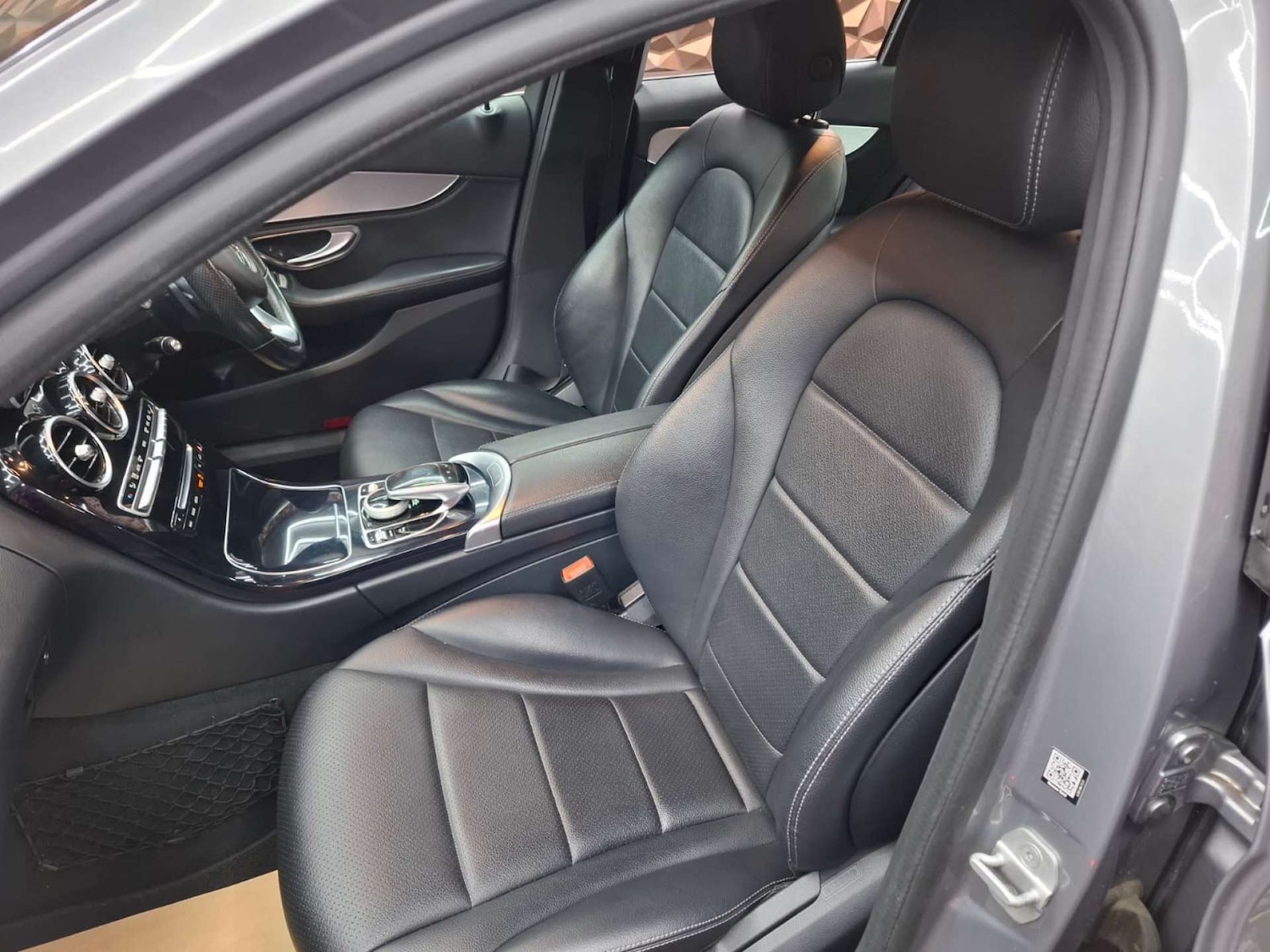 Used Mercedes-Benz C Class 2015 for sale - 77151313: Photo 23