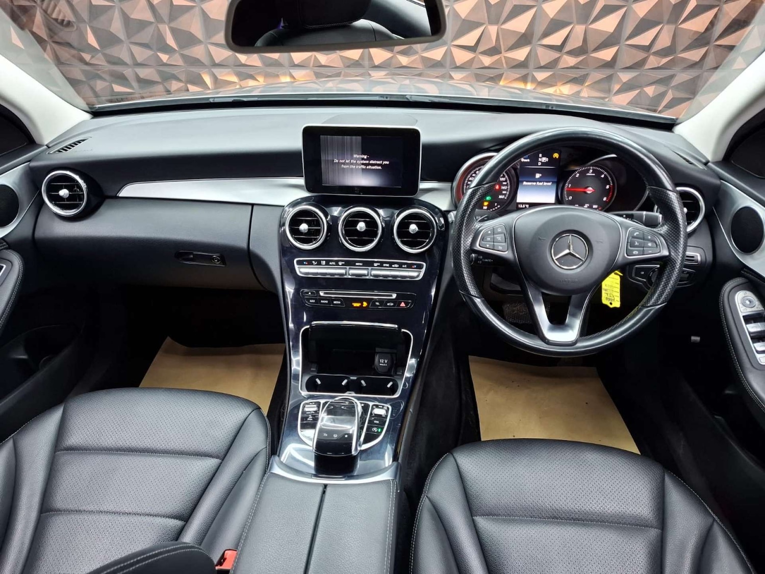 Used Mercedes-Benz C Class 2015 for sale - 77151313: Photo 38