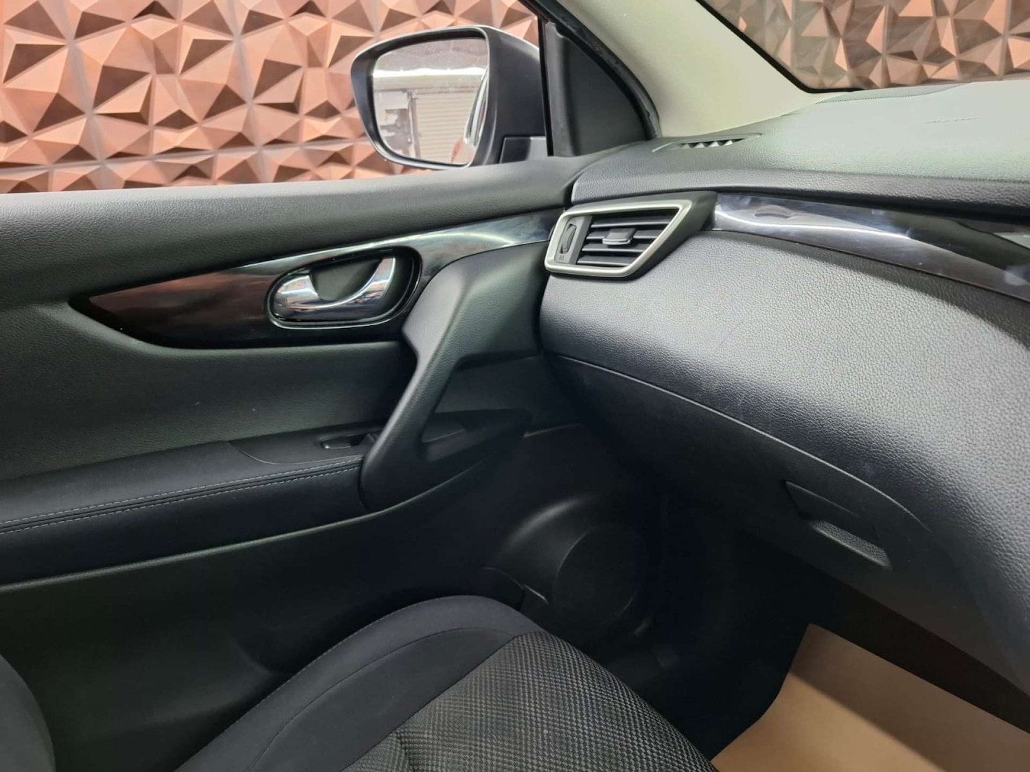 Used Nissan Qashqai 2016 for sale - 77151266: Photo 16