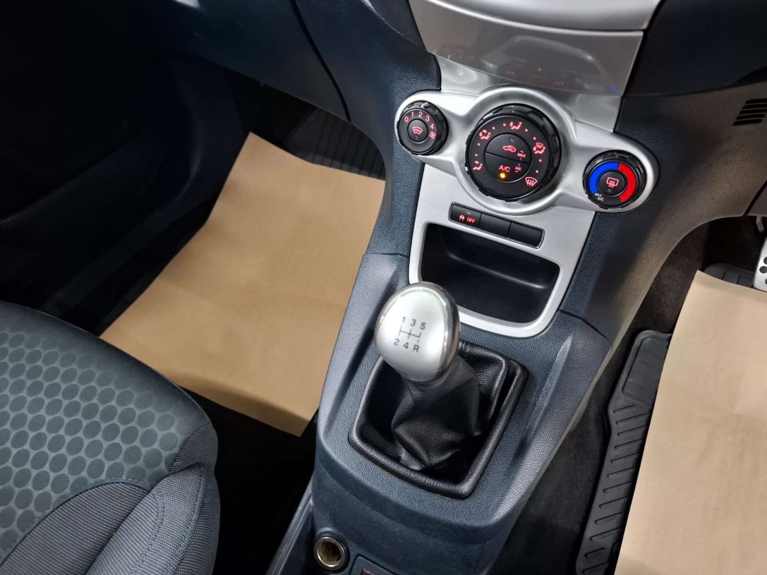 Used Ford Fiesta 2012 for sale - 77151248: Photo 17