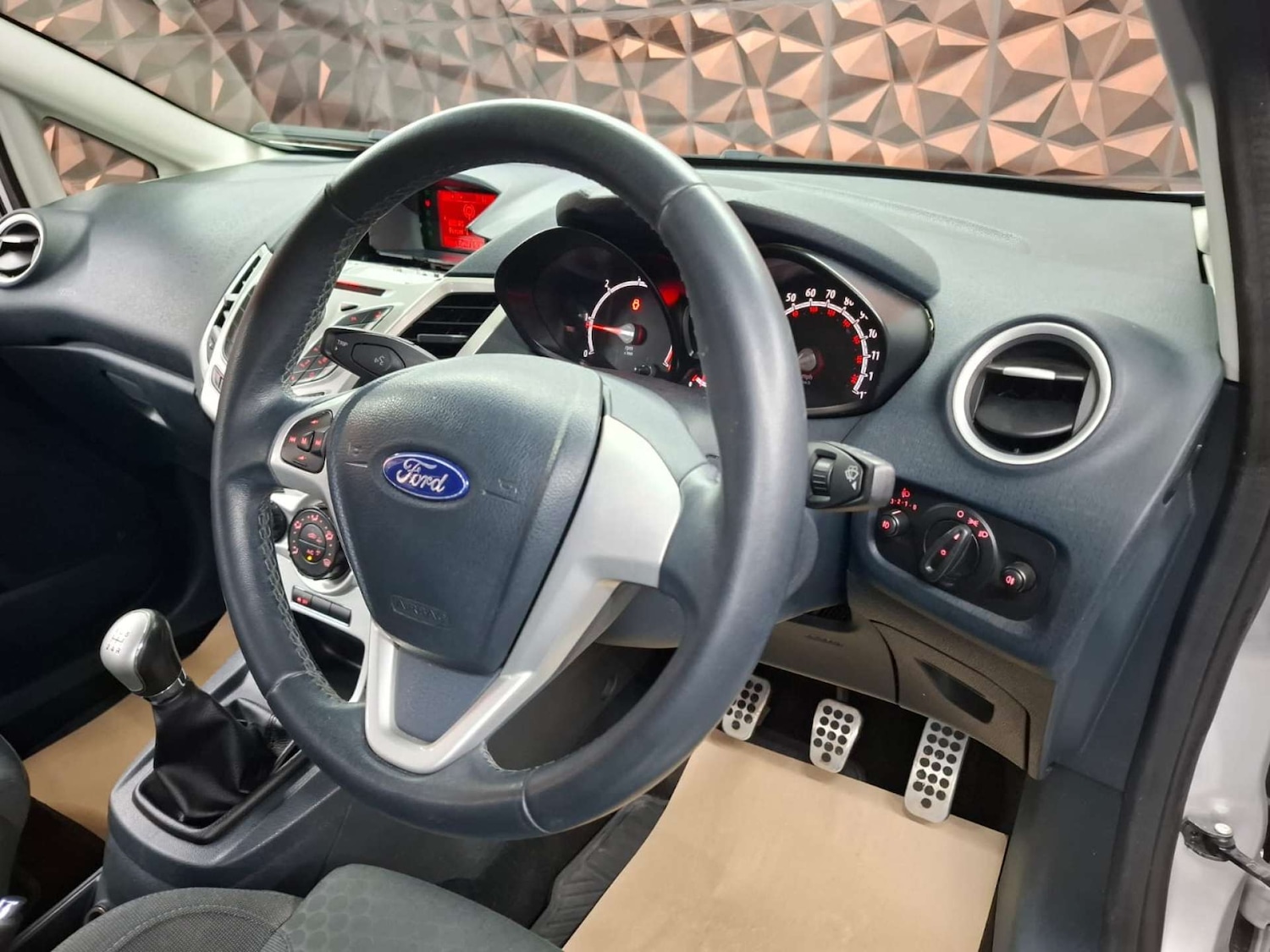 Used Ford Fiesta 2012 for sale - 77151248: Photo 21