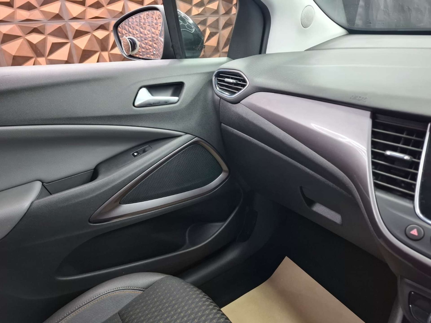 Used Vauxhall Crossland X 2018 for sale - 77187815: Photo 10