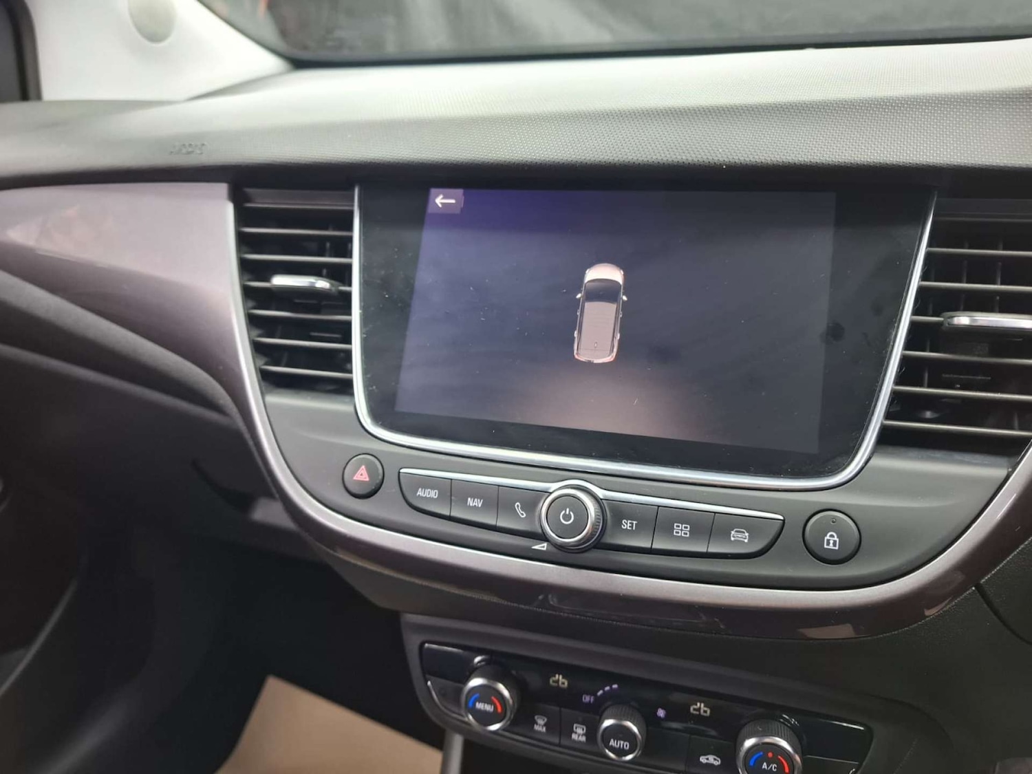 Used Vauxhall Crossland X 2018 for sale - 77187815: Photo 17