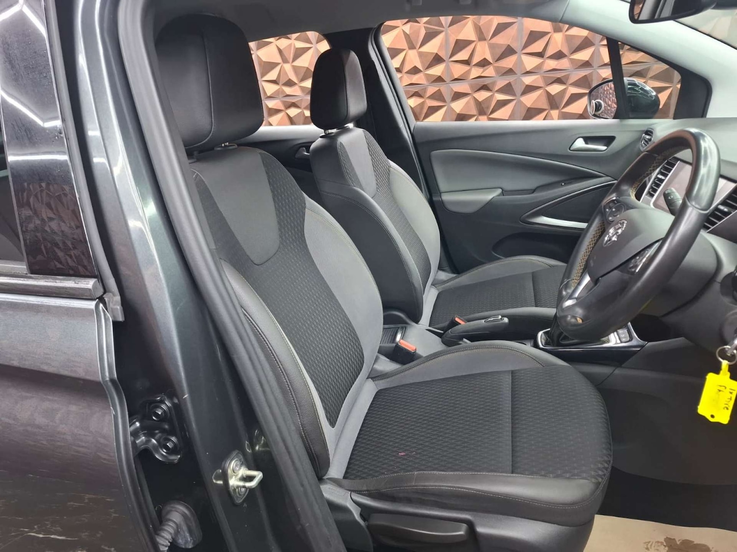 Used Vauxhall Crossland X 2018 for sale - 77187815: Photo 7