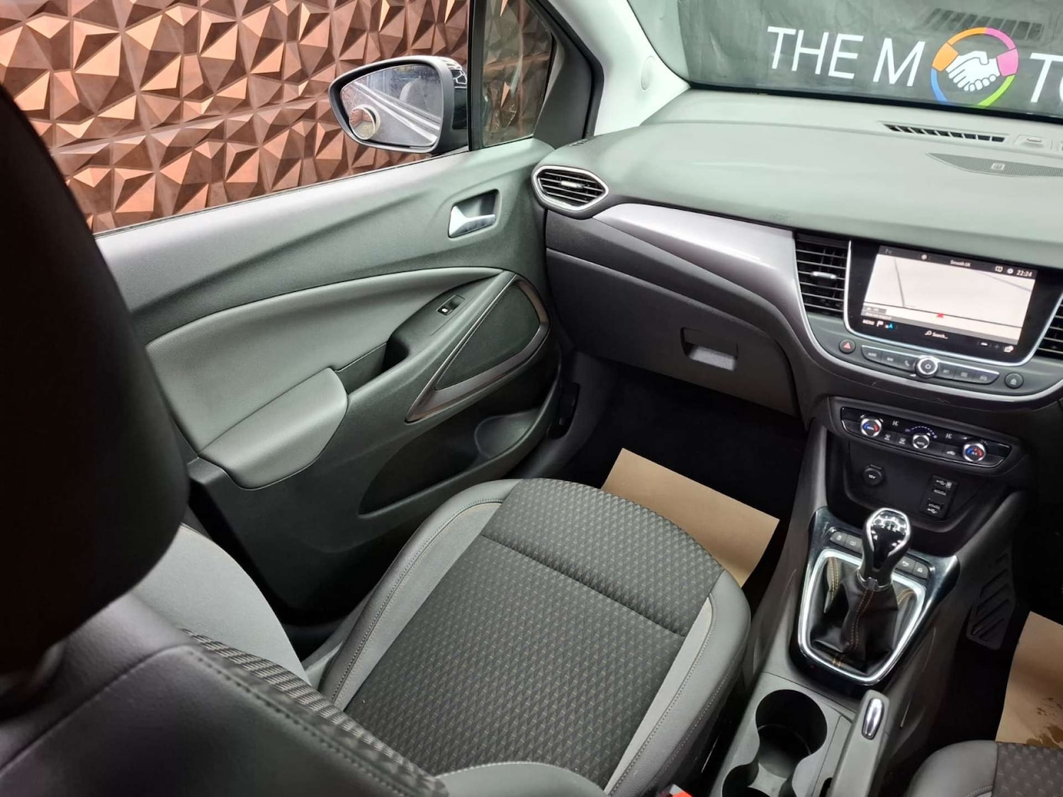 Used Vauxhall Crossland X 2018 for sale - 77187815: Photo 9