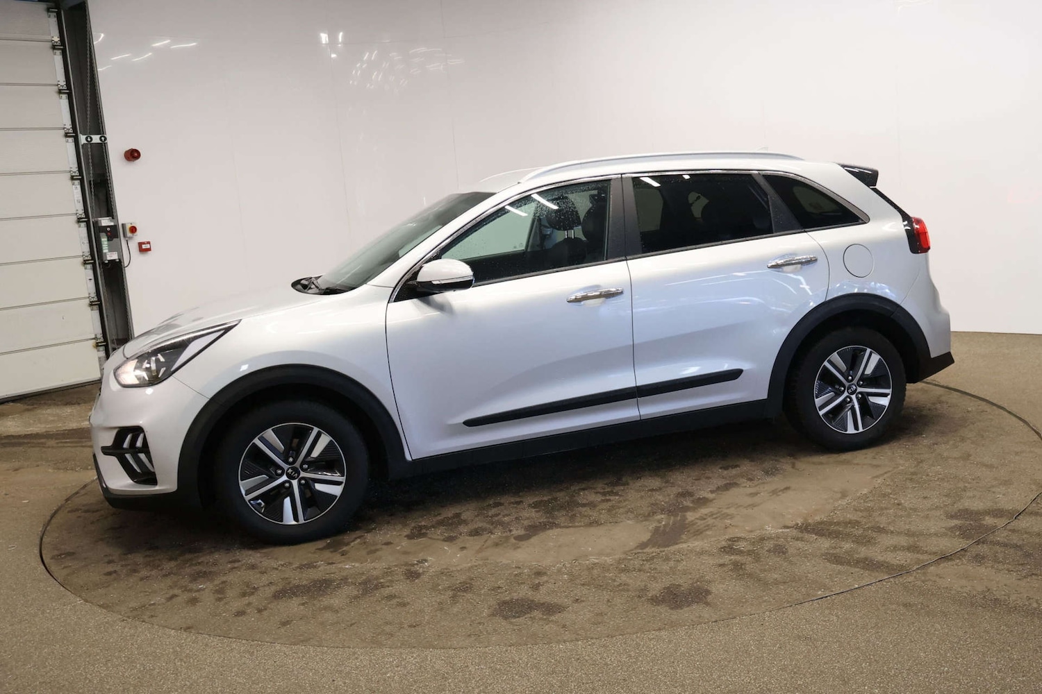 Used Kia Niro 2021 for sale - 77655637: Photo 4