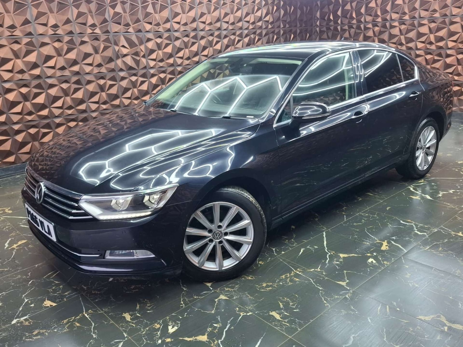 Used Volkswagen Passat 2019 for sale - 77151228: Photo 4