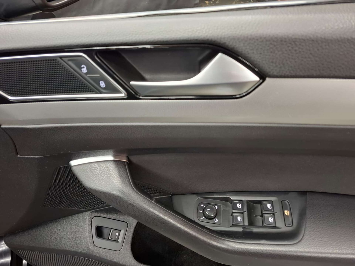 Used Volkswagen Passat 2019 for sale - 77151228: Photo 9