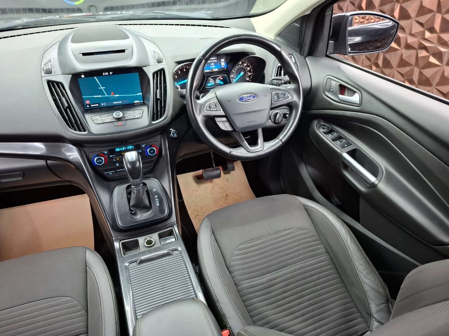 Used Ford Kuga 2018 for sale - 77151162: Photo 14