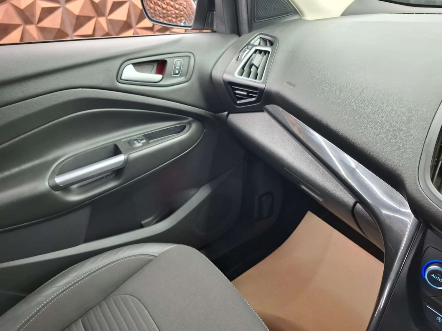 Used Ford Kuga 2018 for sale - 77151162: Photo 21