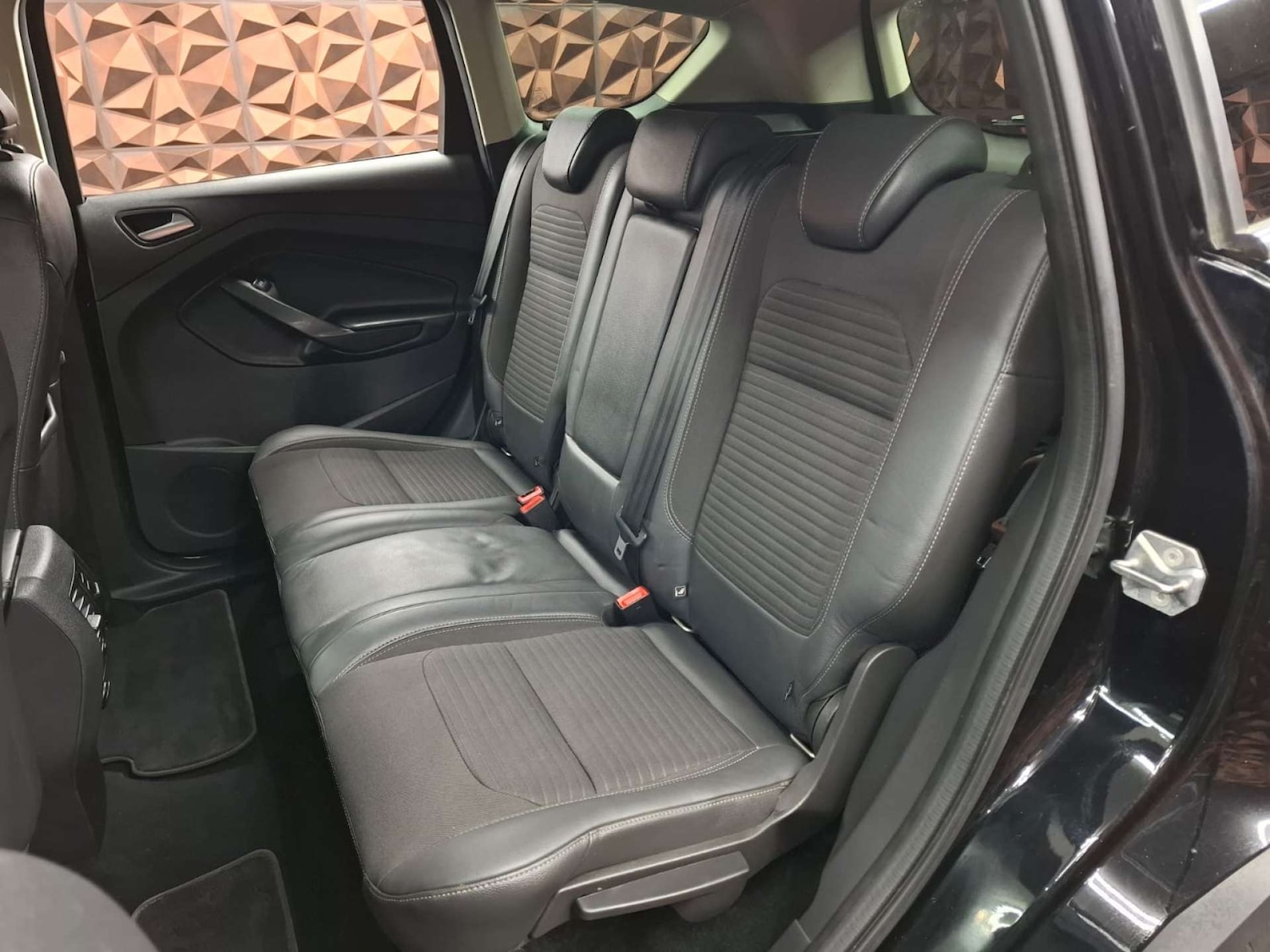 Used Ford Kuga 2018 for sale - 77151162: Photo 32