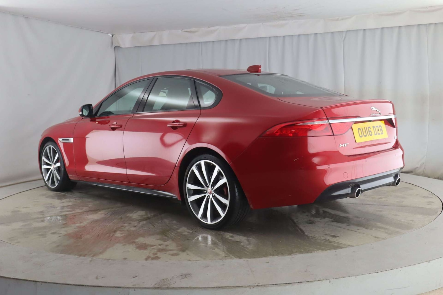 Used Jaguar XF 2016 for sale - 77033684: Photo 4
