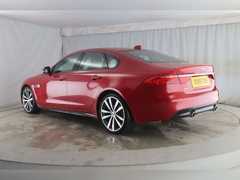 Used Jaguar XF 2016 for sale - 77033684: Photo