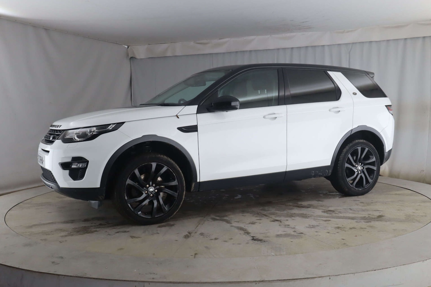 Used Land Rover Discovery Sport 2016 for sale - 77575833: Photo 4