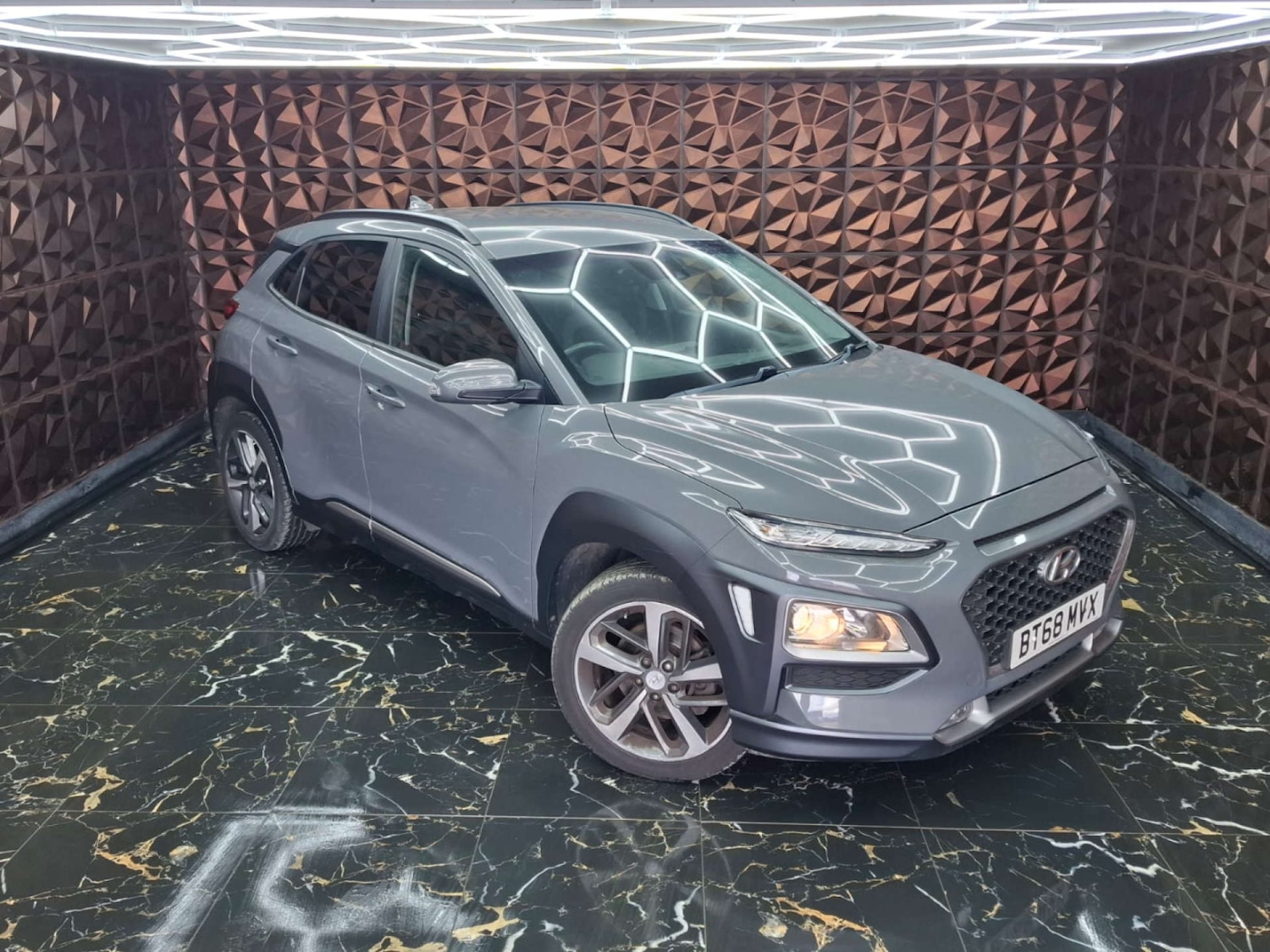 Used Hyundai KONA 2018 for sale - 76921398: Photo 1