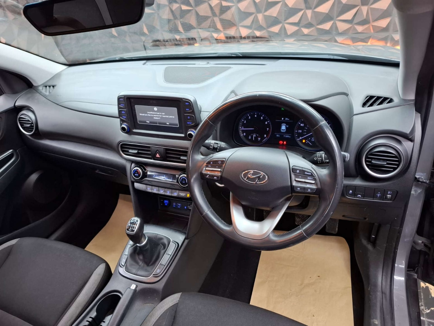 Used Hyundai KONA 2018 for sale - 76921398: Photo 36
