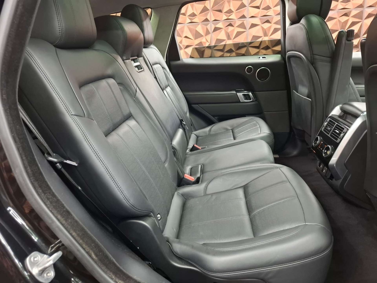 Used Land Rover Range Rover Sport 2018 for sale - 76921465: Photo 9