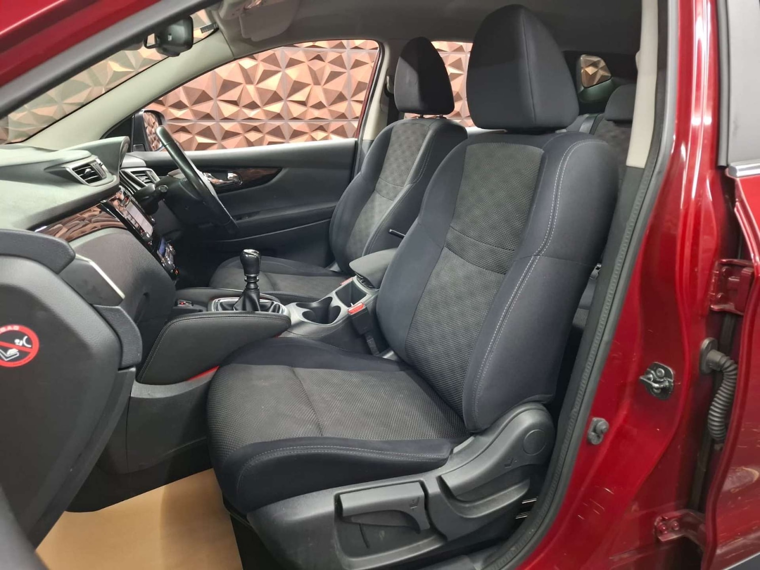 Used Nissan Qashqai 2016 for sale - 76921414: Photo 11