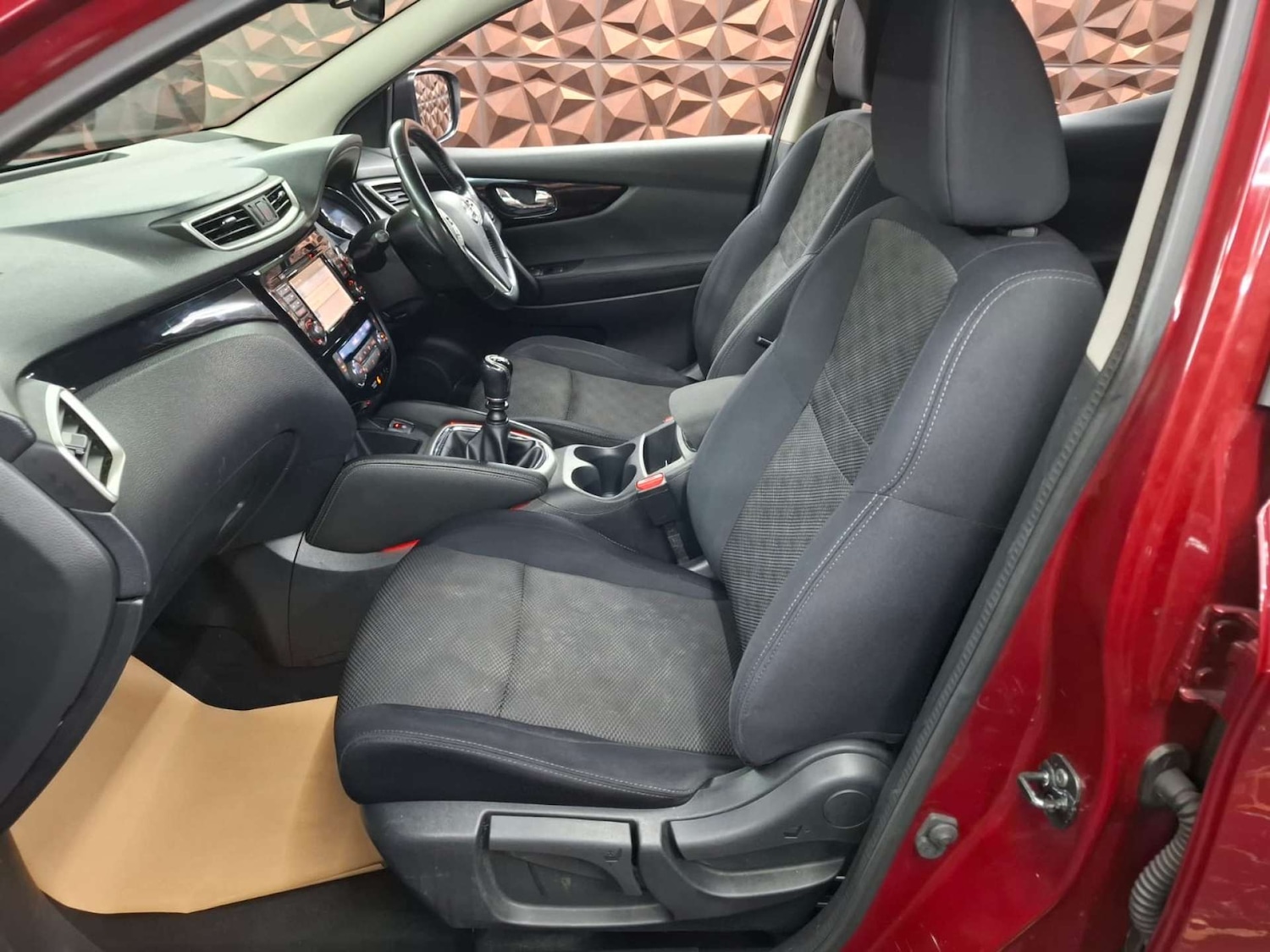 Used Nissan Qashqai 2016 for sale - 76921414: Photo 12