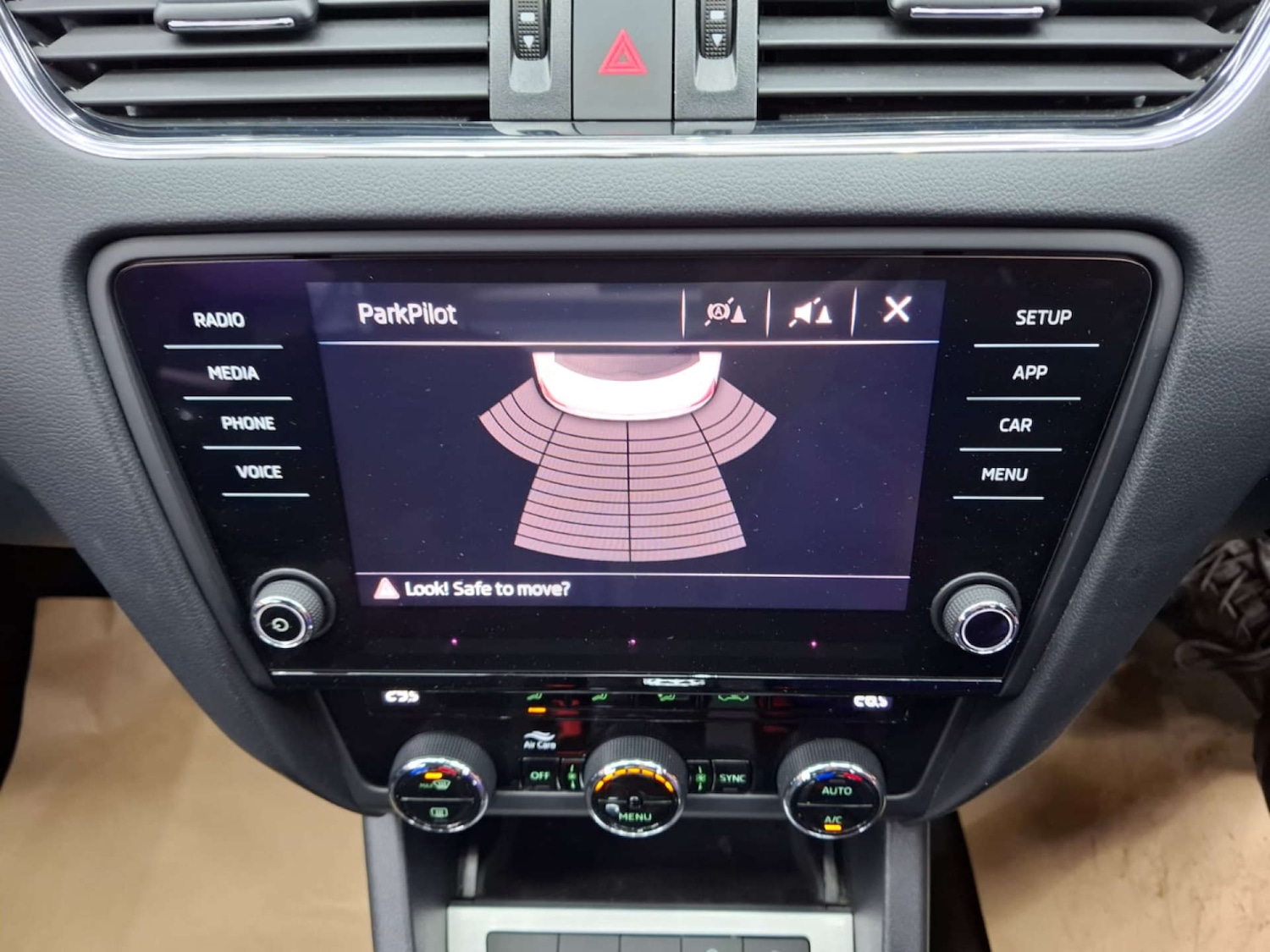 Used Skoda Octavia 2018 for sale - 77151273: Photo 26