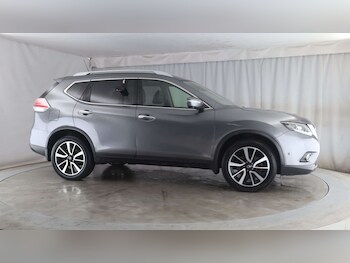Used Nissan X-Trail 2016 for sale - 77249202: Photo