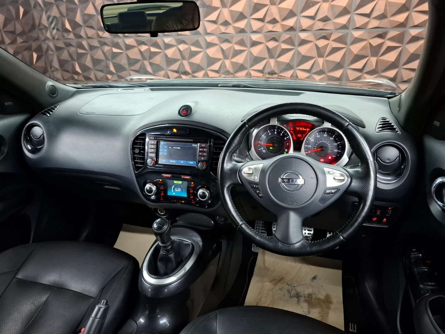 Used Nissan Juke 2017 for sale - 76921502: Photo 28