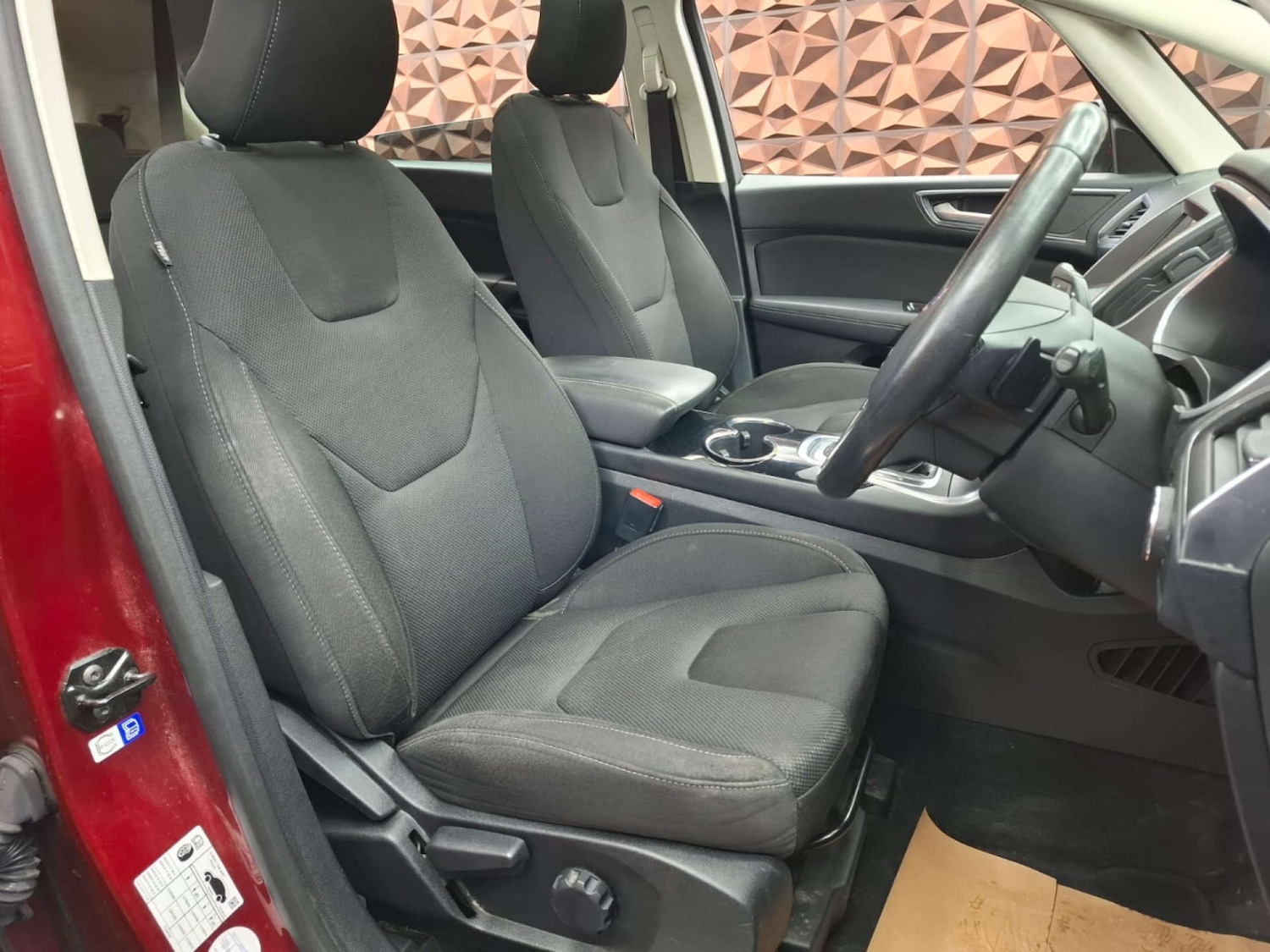 Used Ford S-Max 2017 for sale - 76921346: Photo 11