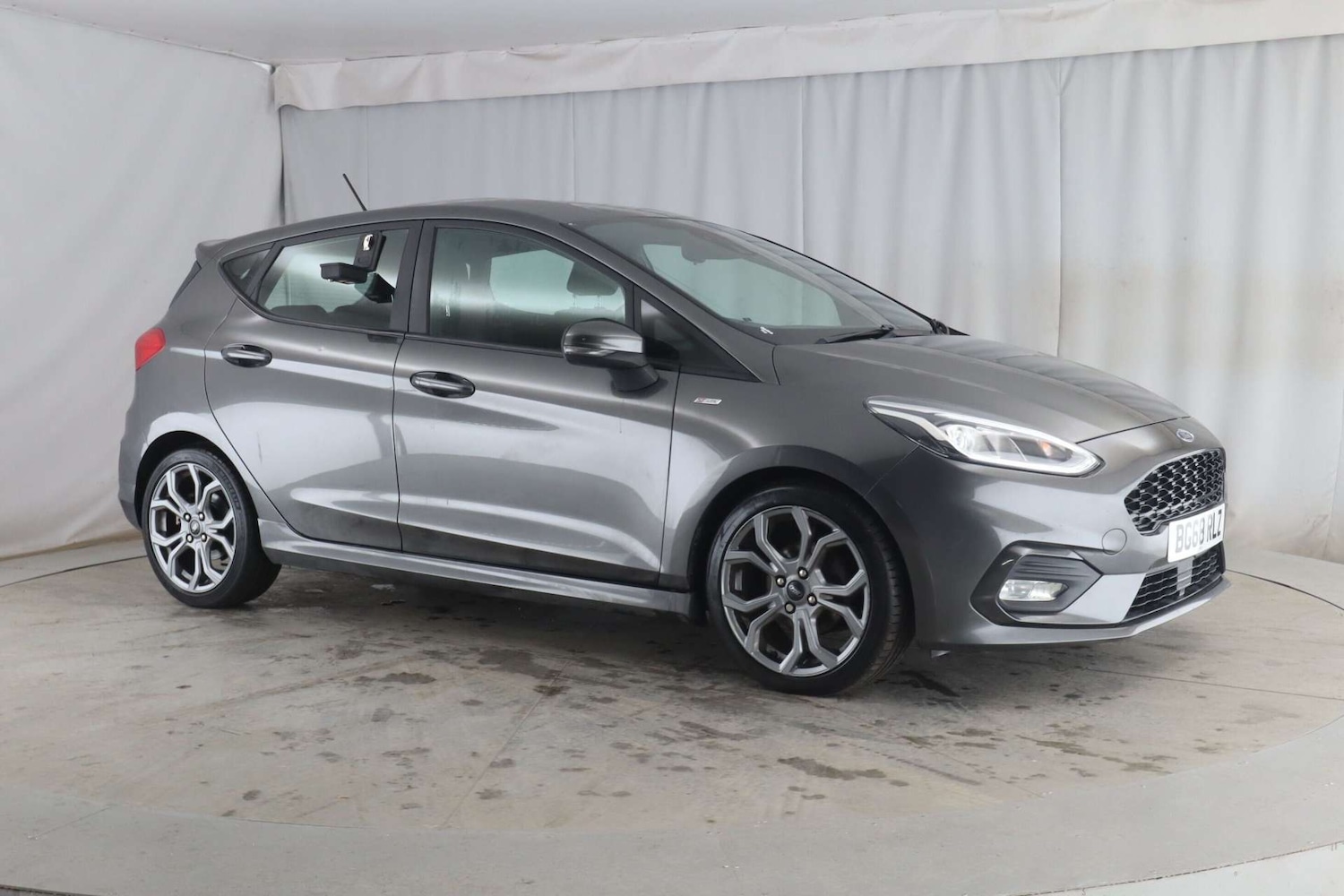 Used Ford Fiesta 2018 for sale - 76921366: Photo 1