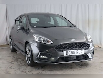 Used Ford Fiesta 2018 for sale - 76921366: Photo