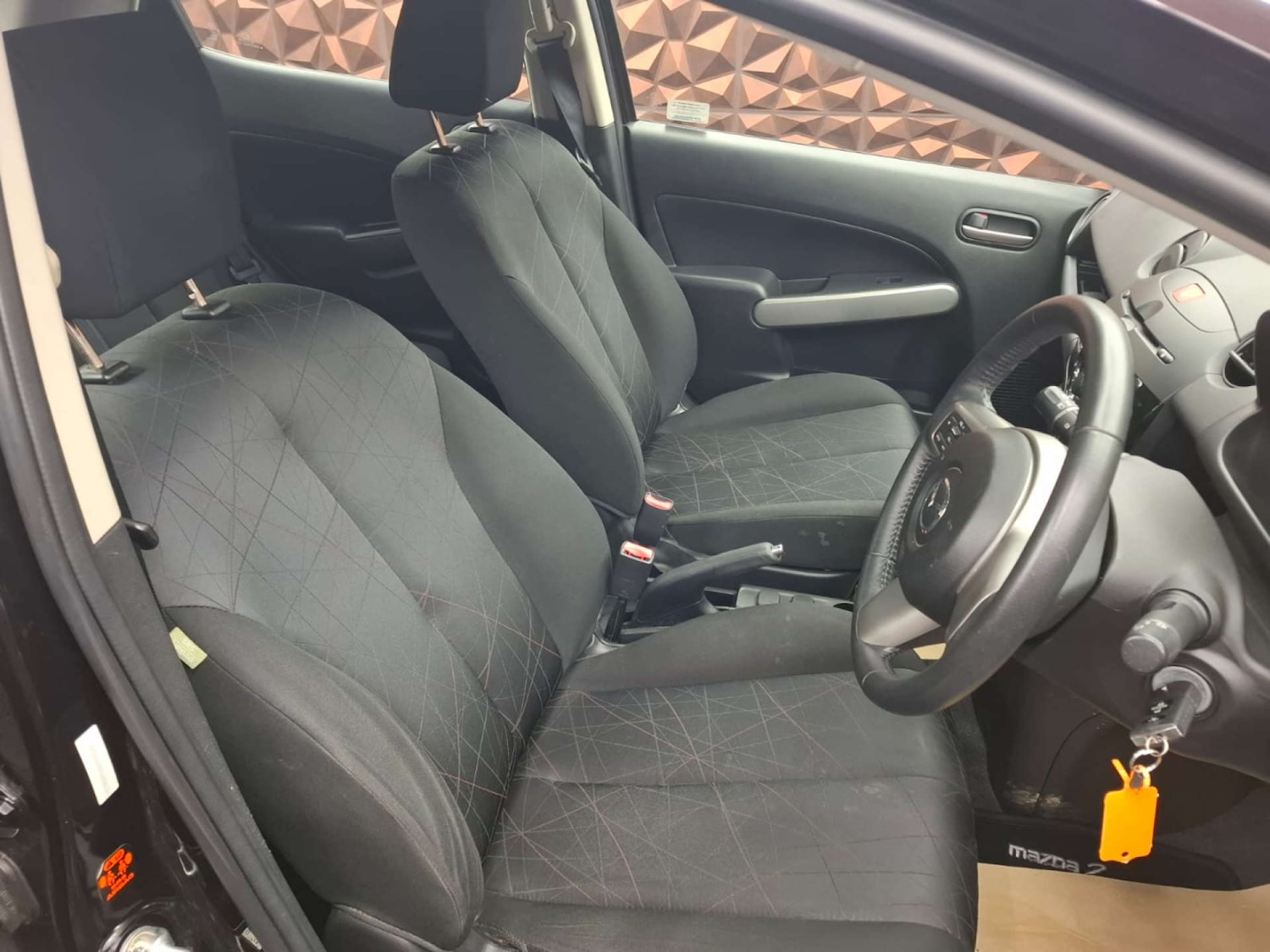 Used Mazda Mazda2 2011 for sale - 77151260: Photo 14