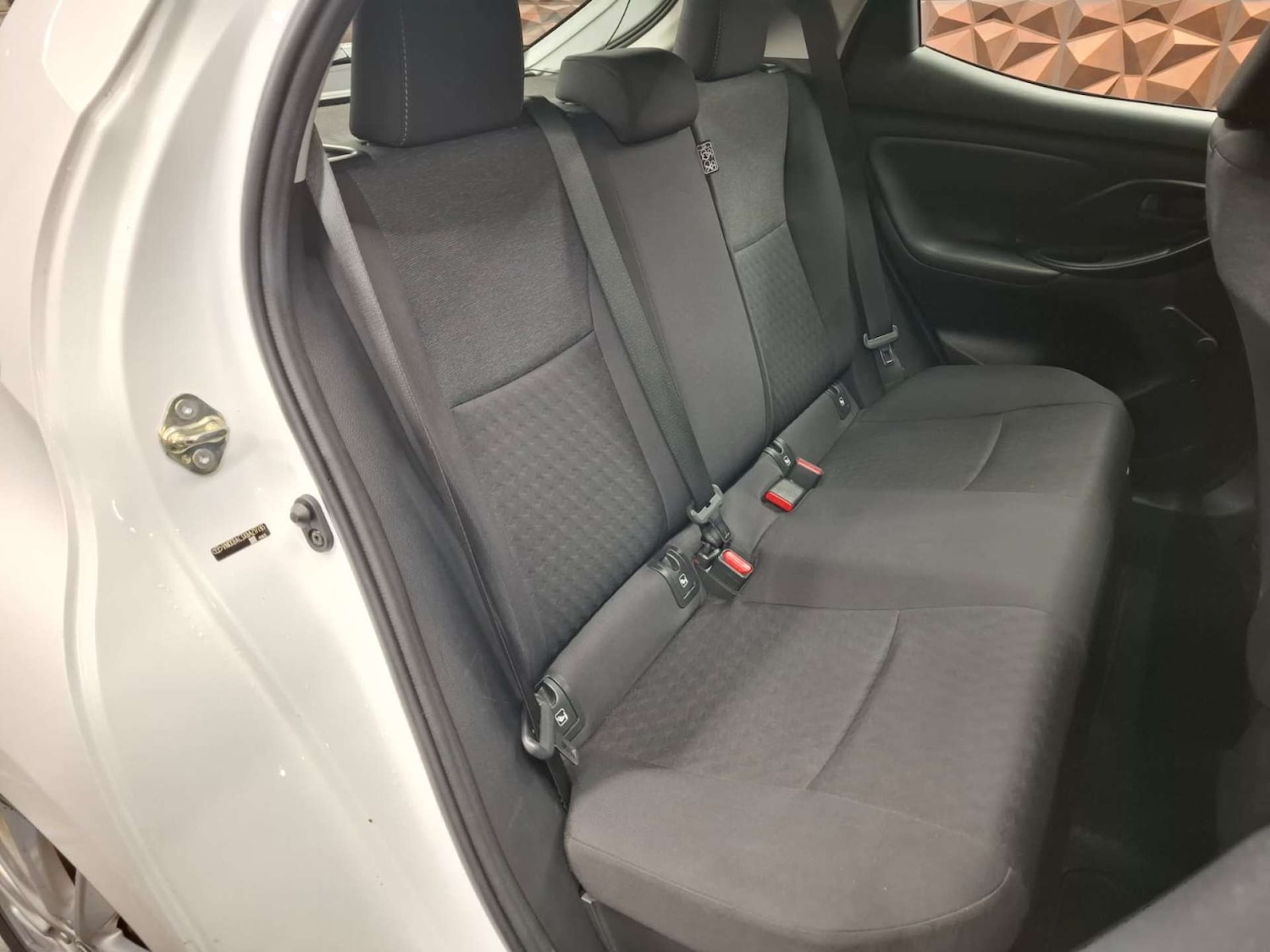 Used Toyota Yaris 2022 for sale - 77151160: Photo 15