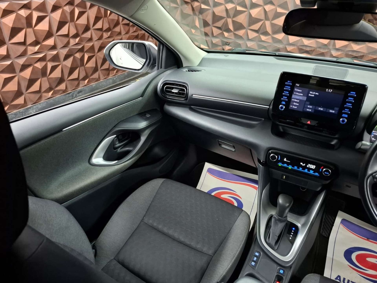 Used Toyota Yaris 2022 for sale - 77151160: Photo 16