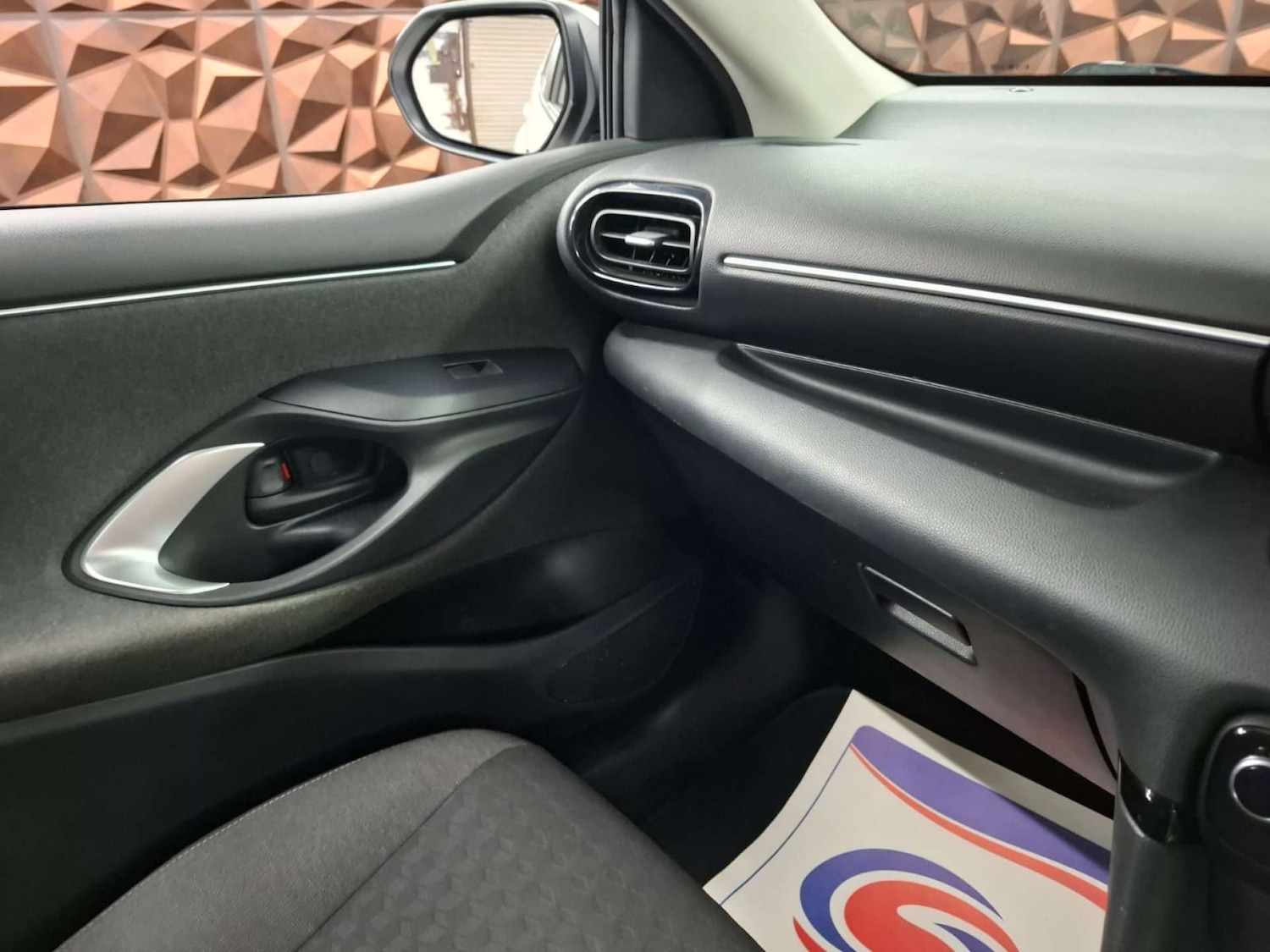 Used Toyota Yaris 2022 for sale - 77151160: Photo 17