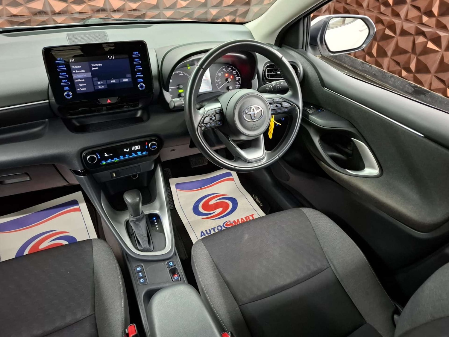 Used Toyota Yaris 2022 for sale - 77151160: Photo 27