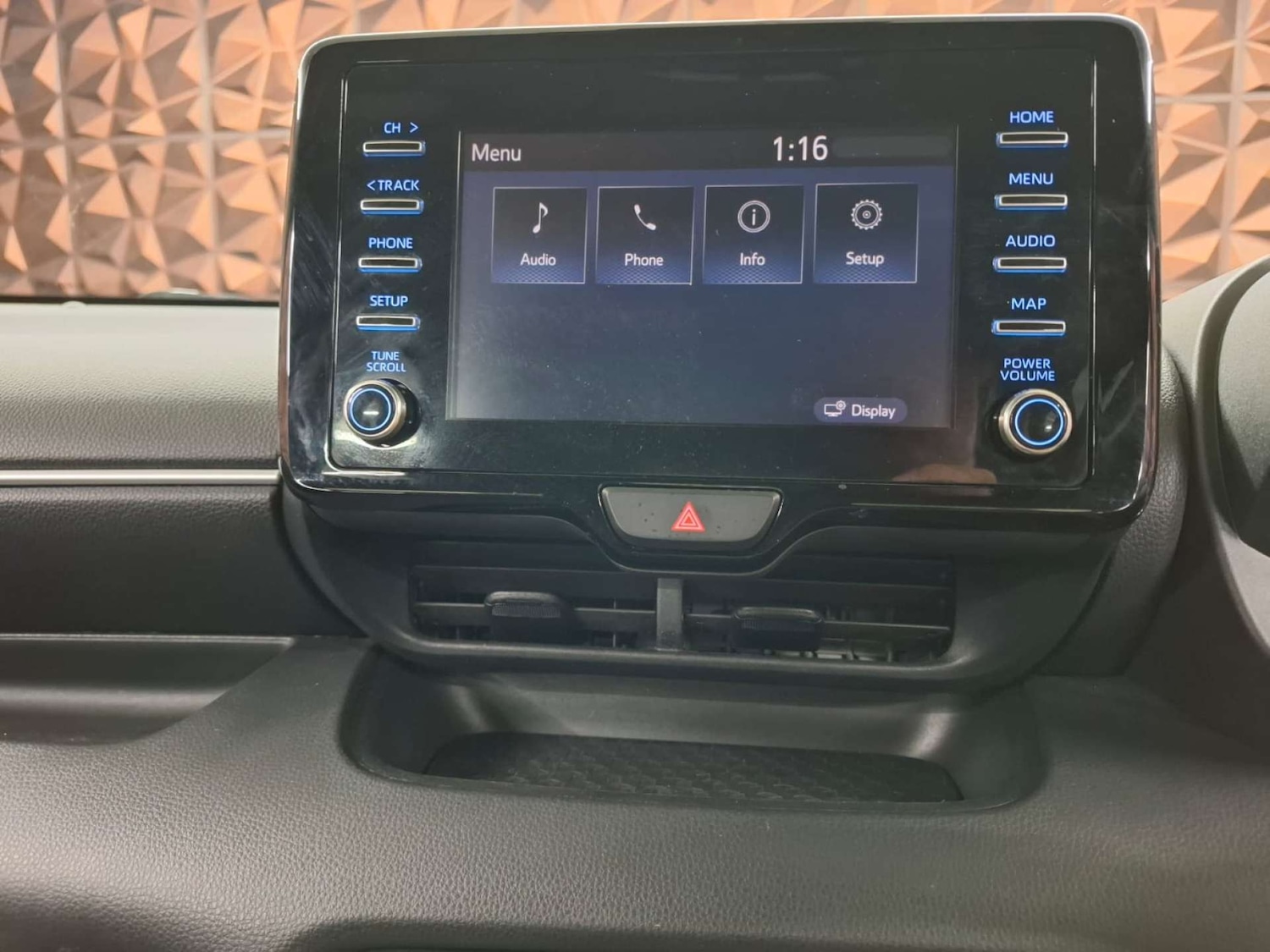 Used Toyota Yaris 2022 for sale - 77151160: Photo 28