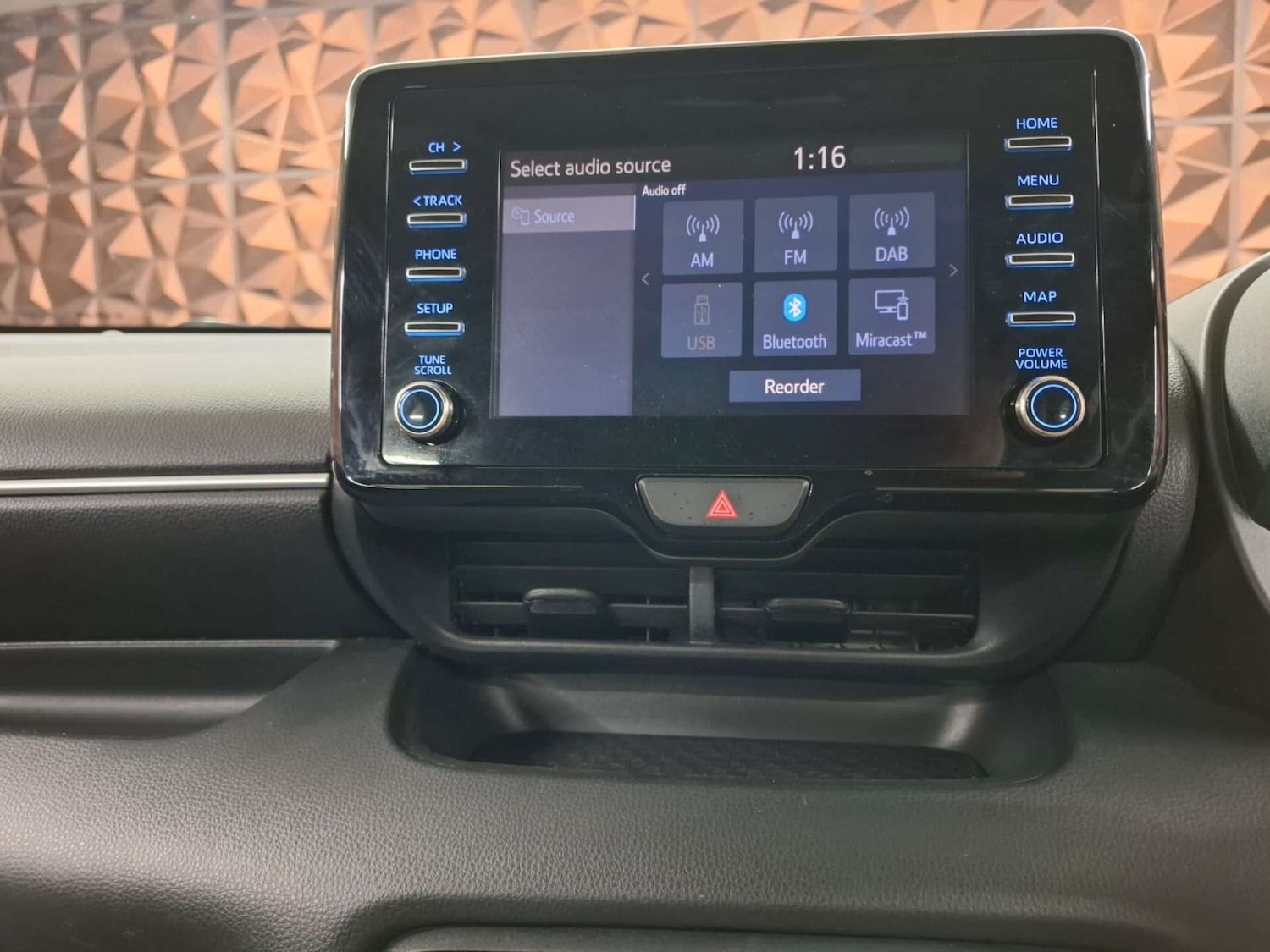 Used Toyota Yaris 2022 for sale - 77151160: Photo 29