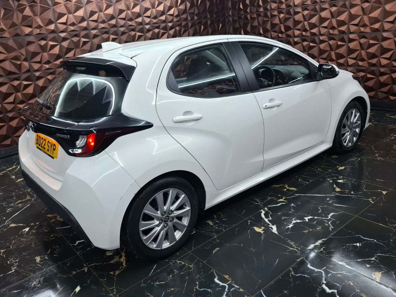Used Toyota Yaris 2022 for sale - 77151160: Photo 33