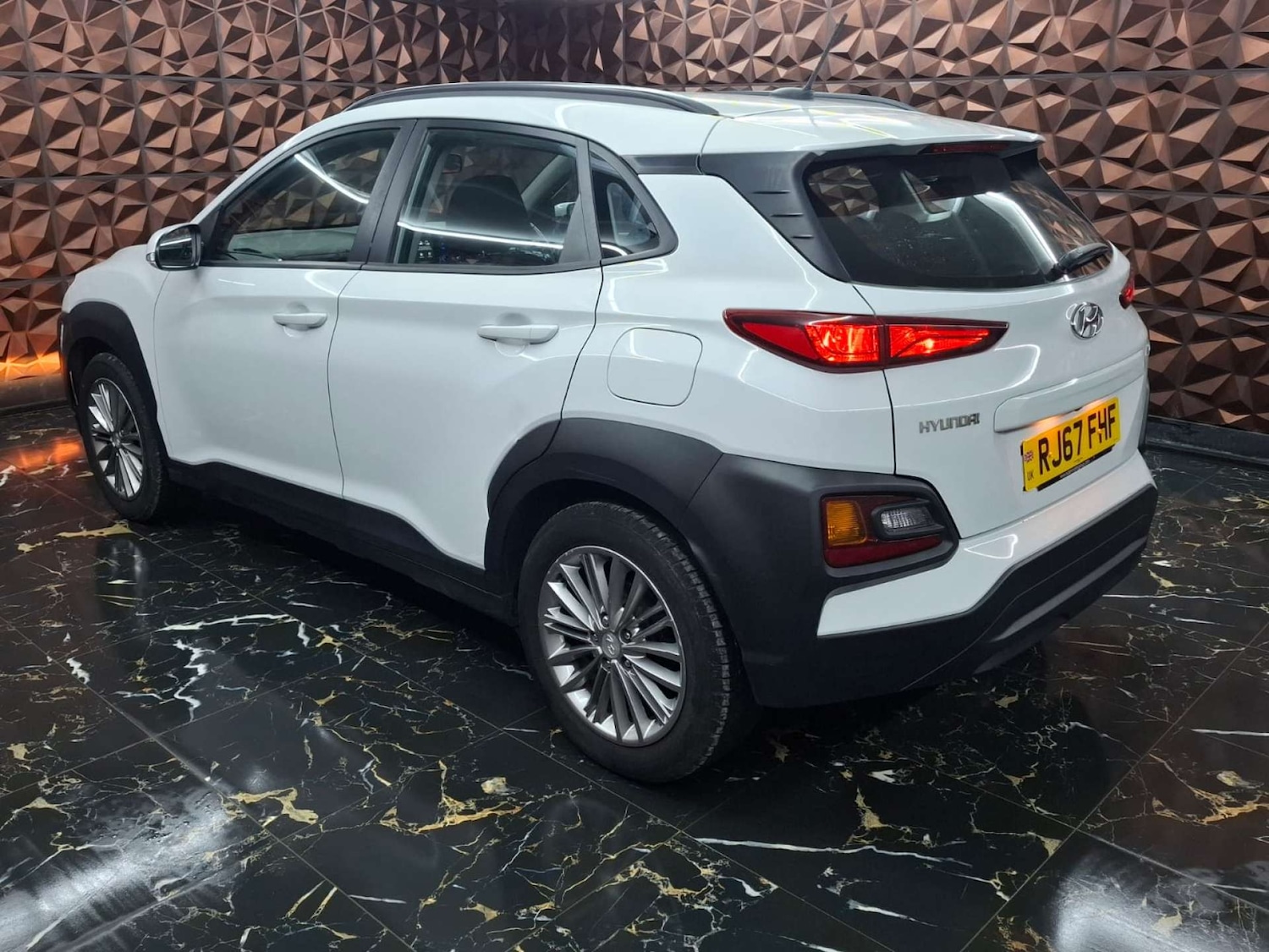 Used Hyundai KONA 2018 for sale - 77151165: Photo 24
