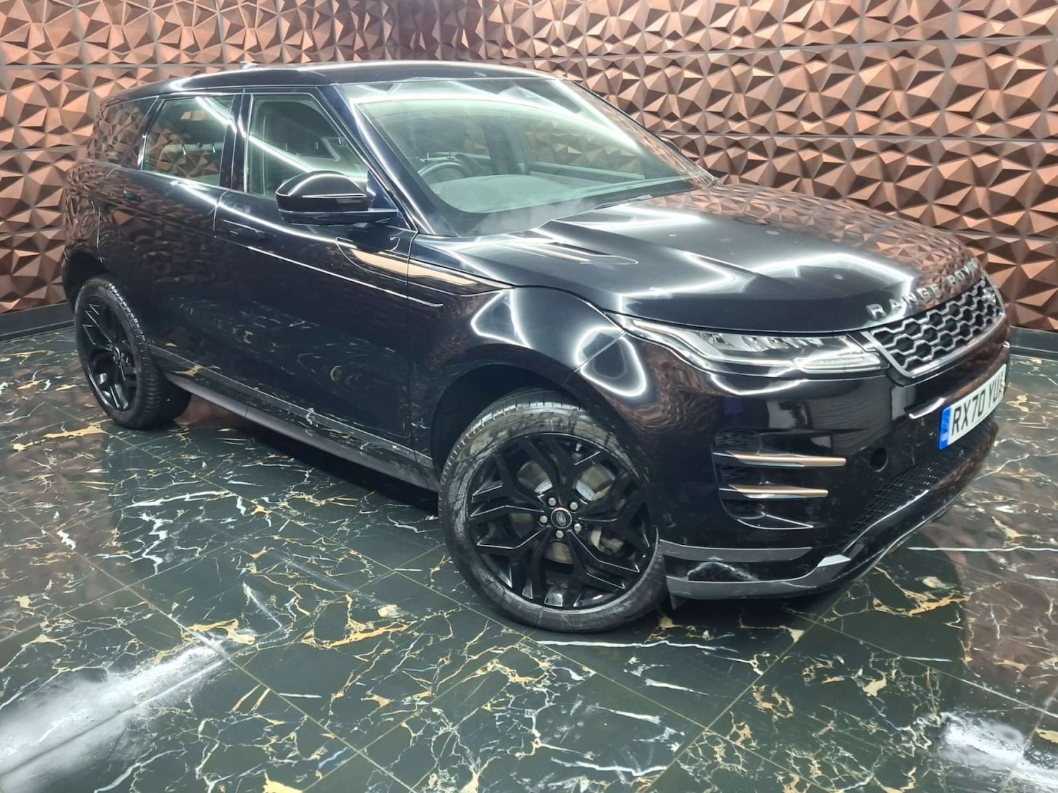 Used Land Rover Range Rover Evoque 2020 for sale - 76921430: Photo 2