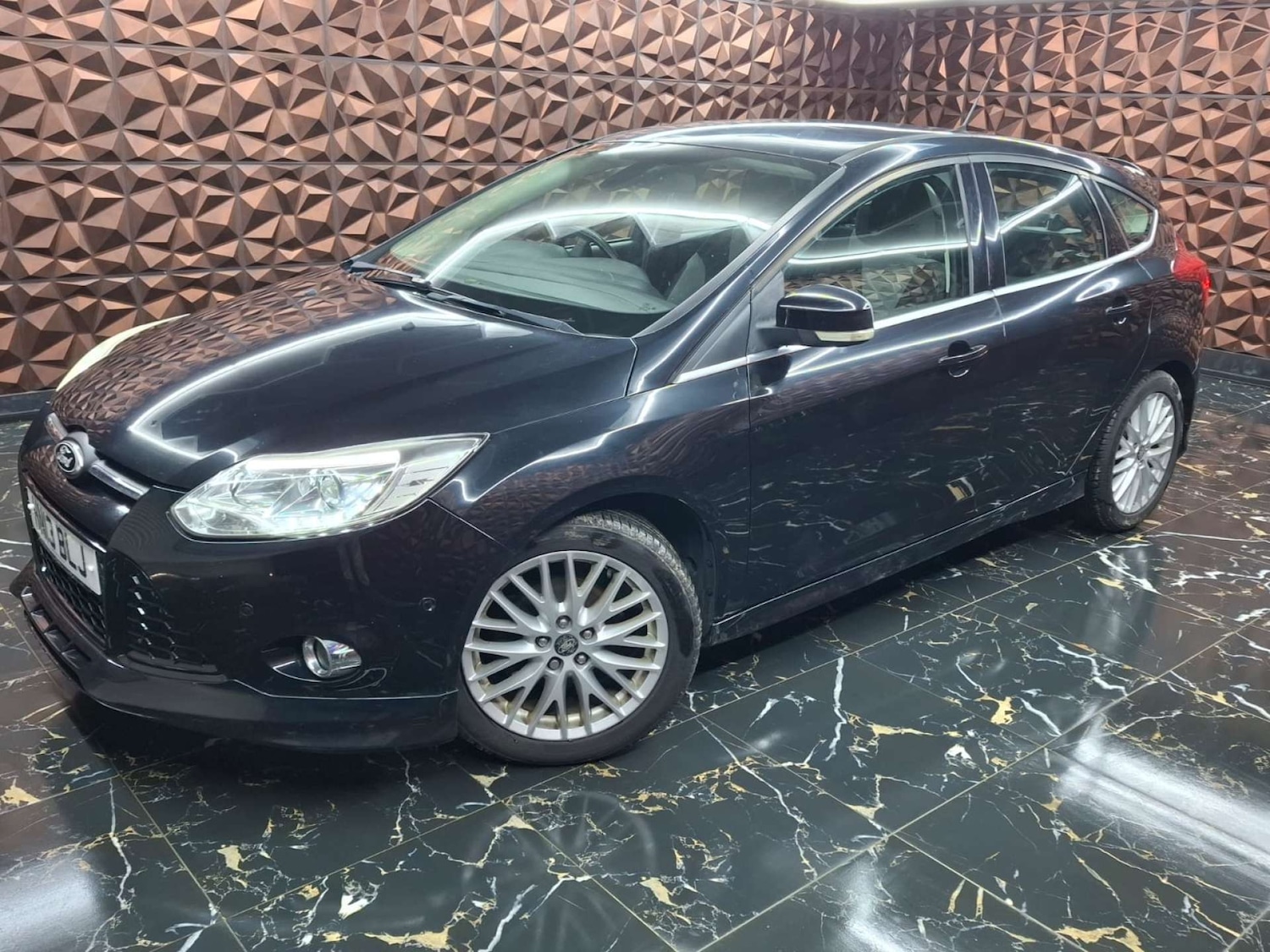 Used Ford Focus 2013 for sale - 77151128: Photo 4