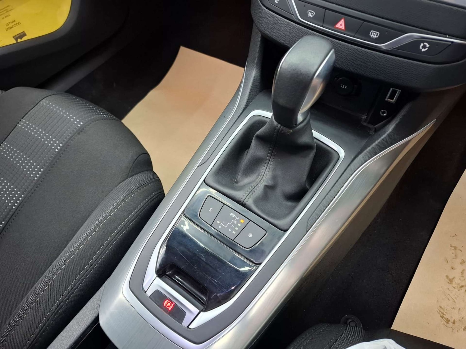 Used Peugeot 308 2016 for sale - 77151163: Photo 19