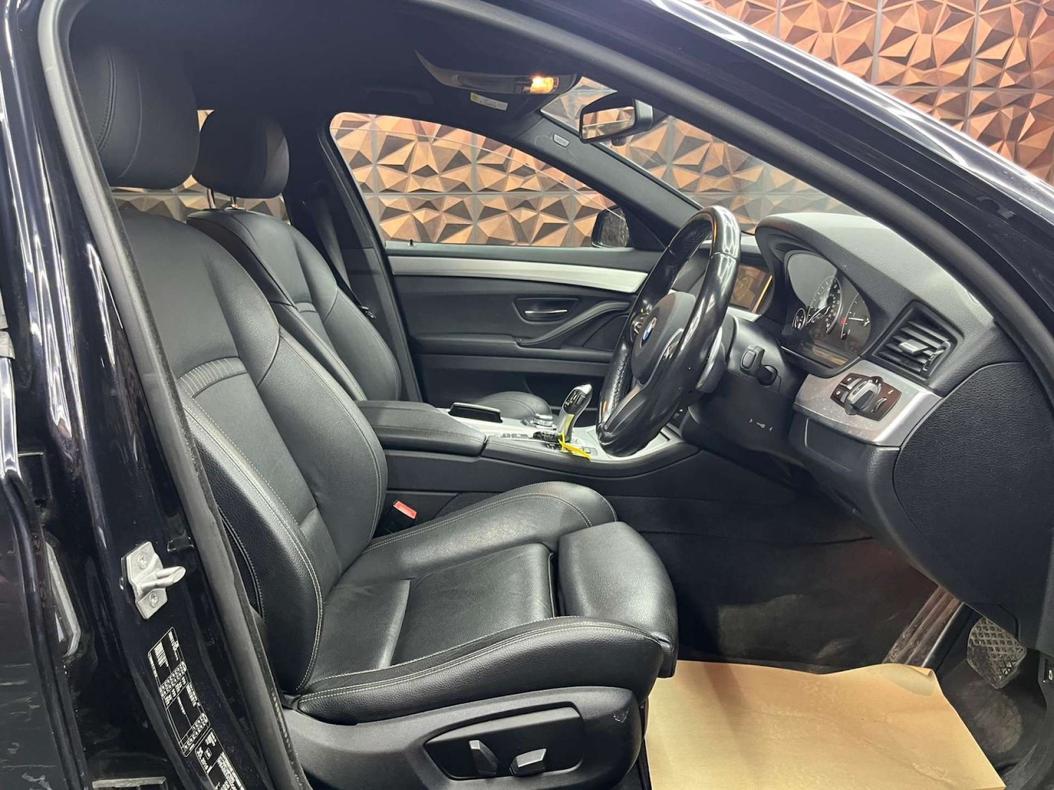 Used BMW 5 Series 2016 for sale - 77151301: Photo 11