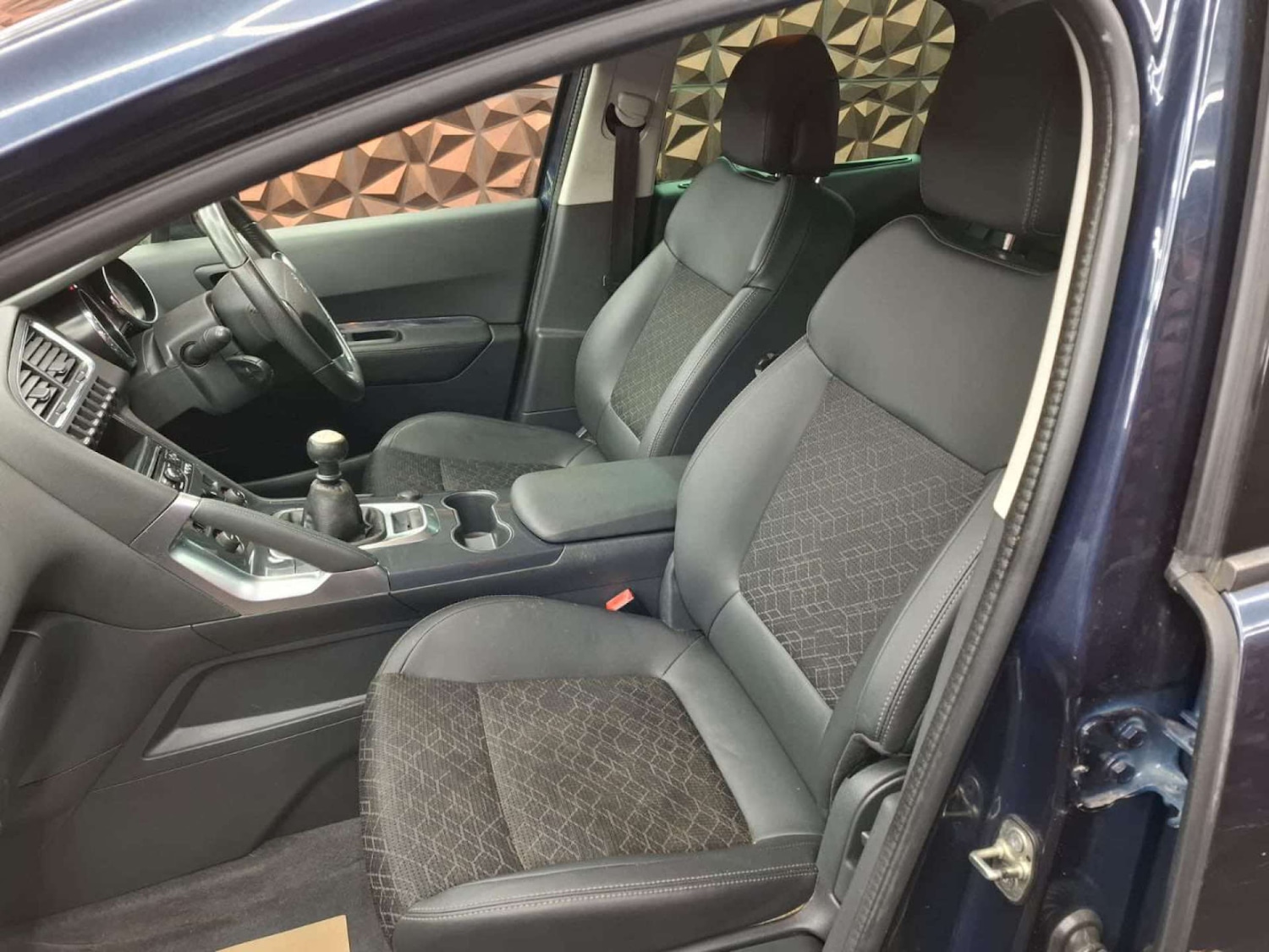 Used Peugeot 3008 2015 for sale - 76921518: Photo 32