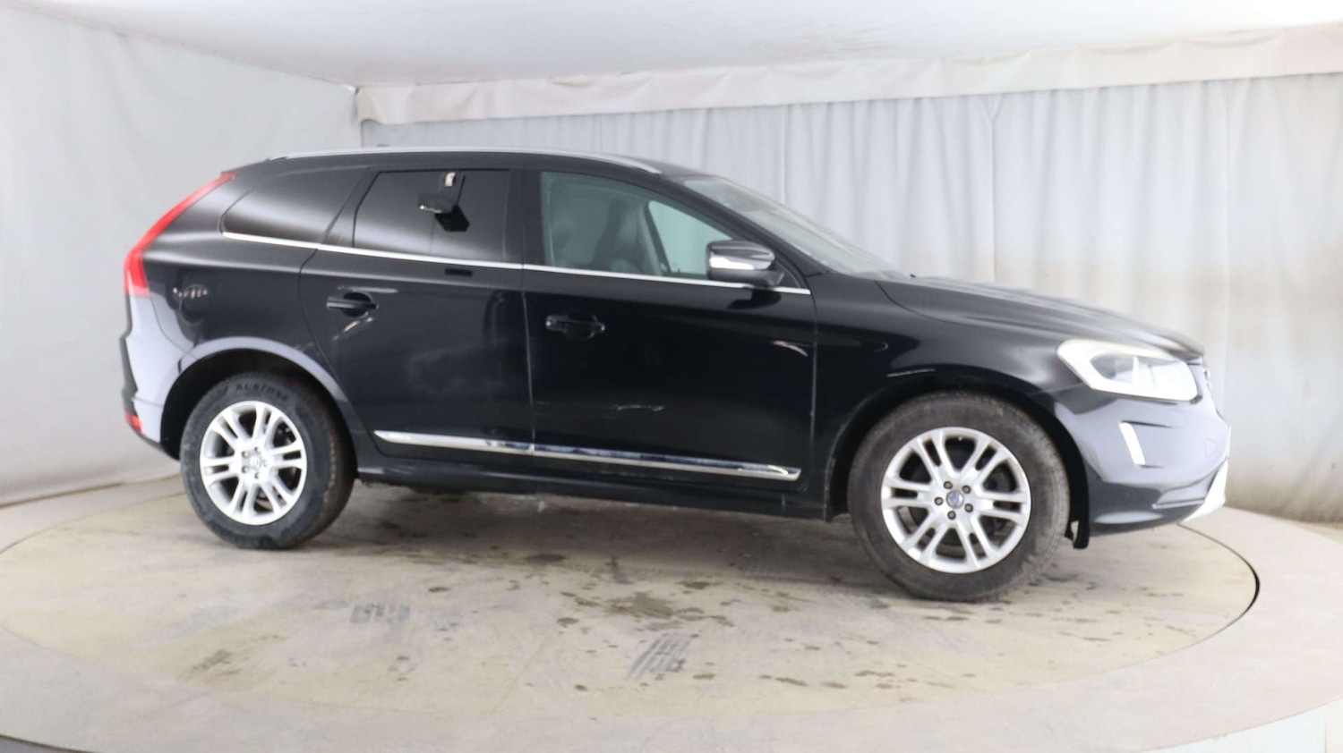 Used Volvo XC60 2014 for sale - 77809762: Photo 4