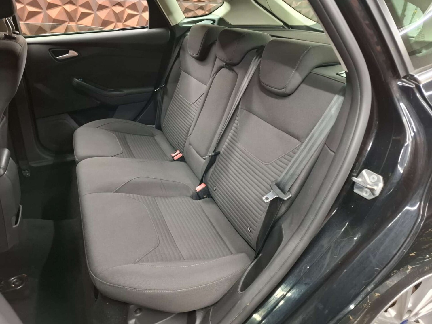 Used Ford Focus 2015 for sale - 76921459: Photo 17