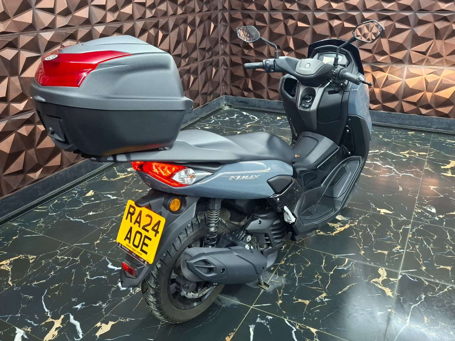 Yamaha NMAX 125