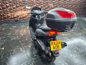 Used Yamaha NMAX 125 2024 for sale - bike-77151232: Photo